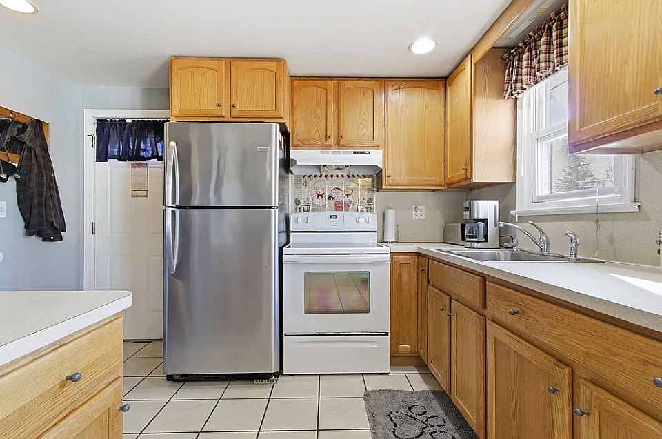 1st image of 2337 Carling Dr Unit 1