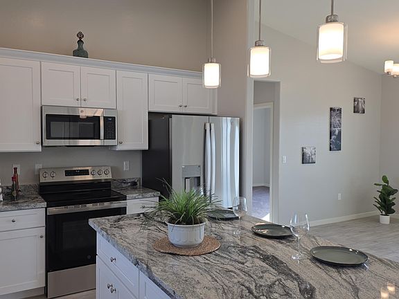 4th image of 3510 N MAYA Road