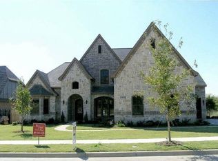 2017 Royal Crest Dr, Mansfield, TX 76063
