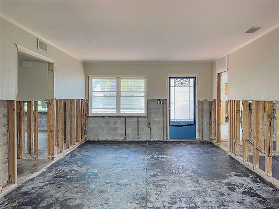 5th image of 16107 GULF BOULEVARD