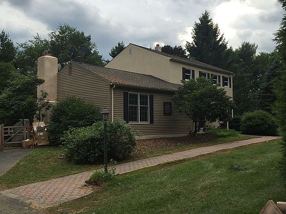 2nd image of 3 Campbell Ln
