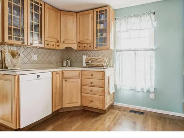 144 E Orange Ct, Baltimore, MD 21234