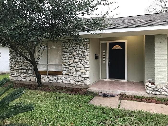 1st image of 10219 Kirkhill Dr #10219