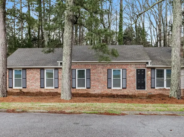 661 Greenview Ave SE, Conyers, GA 30094