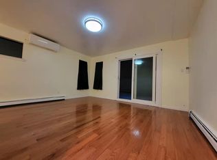 26 Green Valley Rd, Staten Island, NY 10312