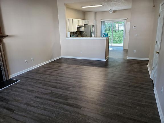 all wooden floor, no carpet