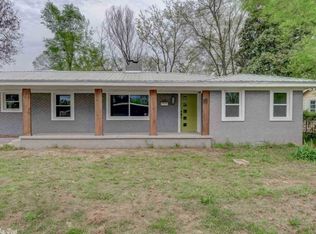 1162 Harrison St, Conway, AR 72032