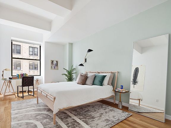 4th image of 99 John St APT 1021