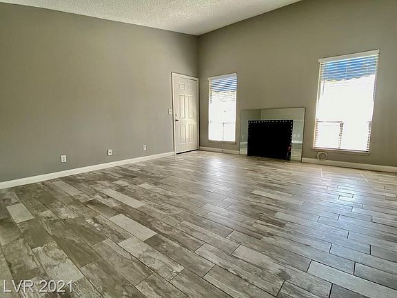 3rd image of 5036 Newport Cove Dr APT D