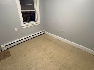99 Ash St APT 1, Yonkers, NY 10701