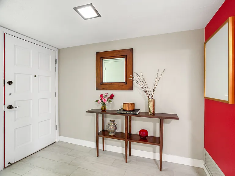 920 W Solcito Ln — Photo 6