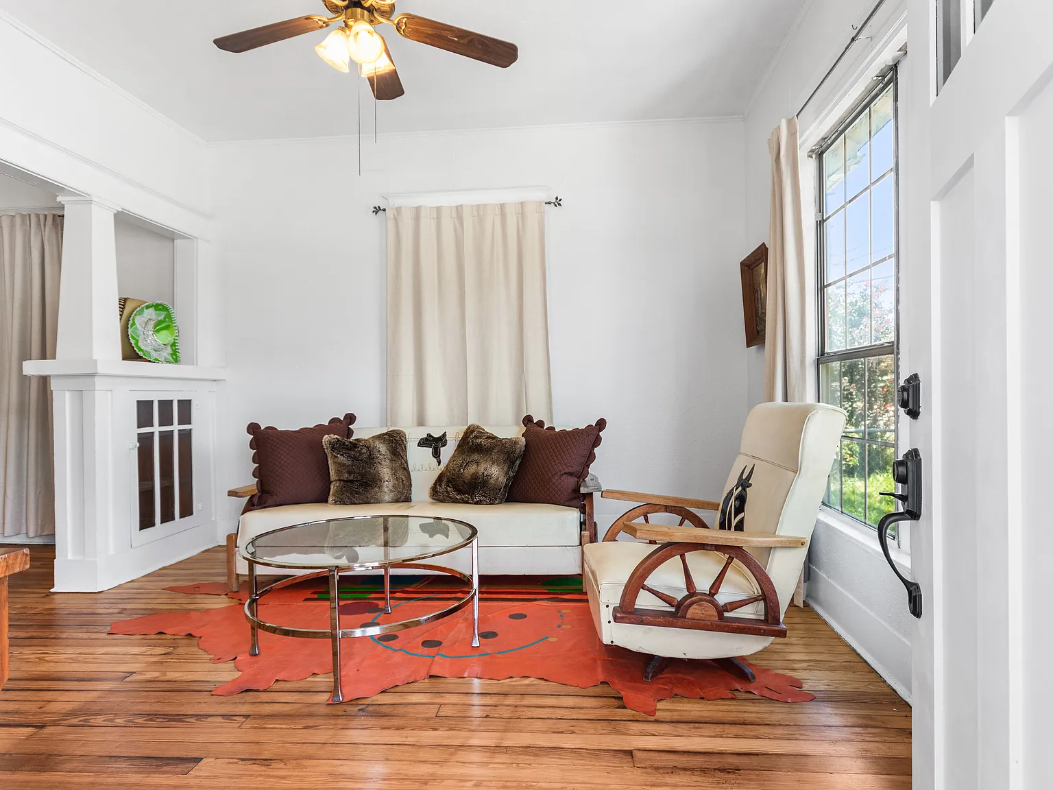 Charming Craftsman with Park Views — Photo 4