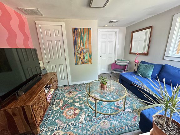 2nd image of 314 W 37th St Unit B