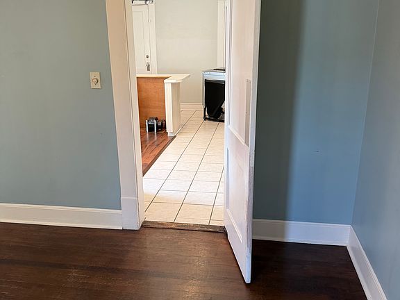 5th image of 125 Alabama Ave