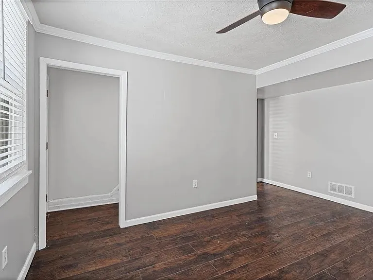 2810 Edwards Way #B — Photo 4