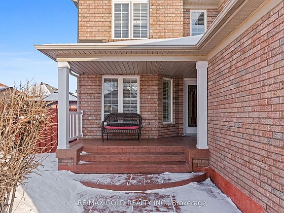 3rd image of 186 Mountainberry Rd