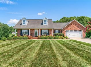 4410 W Bandys Cross Rd, Claremont, NC 28610