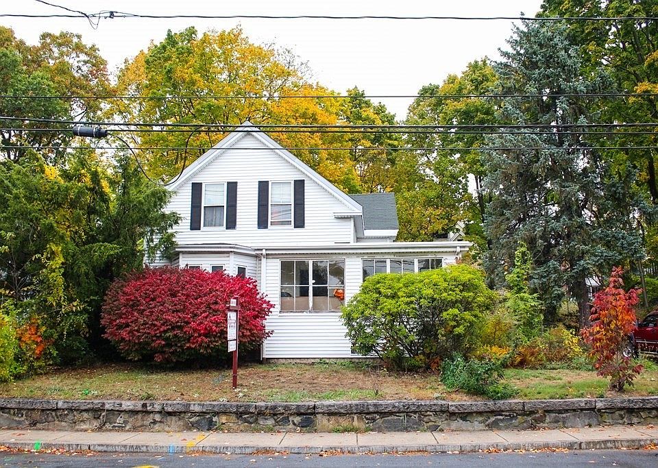 79 Lowell St, Reading, MA 01867 Zillow