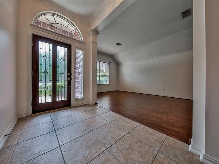 13803 Sherburn Manor Dr — Photo 4