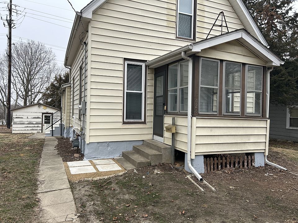 1st image of 626 W Ringold St