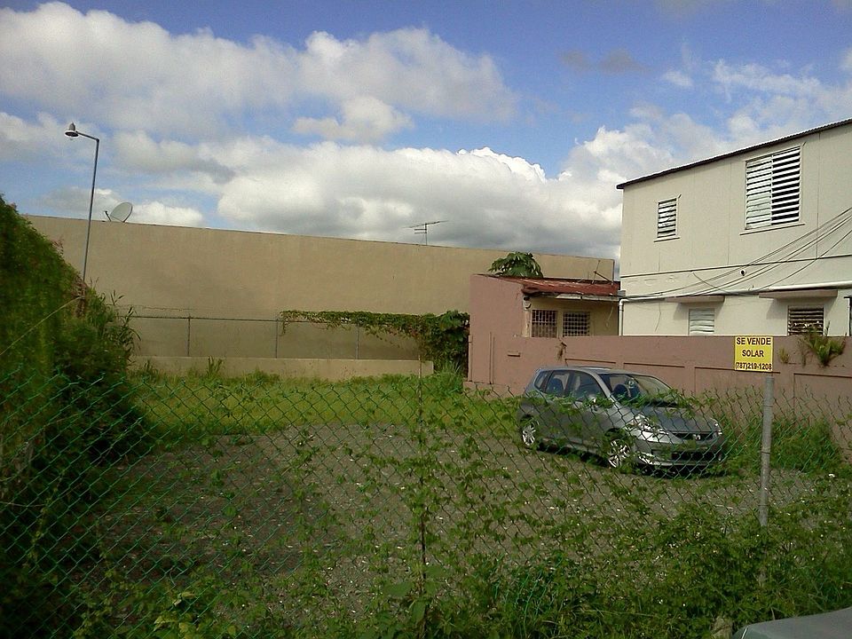 Commercial lot front view