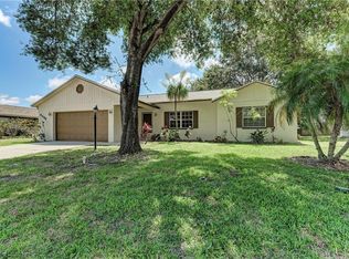 6406 64th Dr E, Palmetto, FL 34221