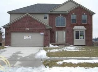 53361 Crawford Dr, Chesterfield, MI