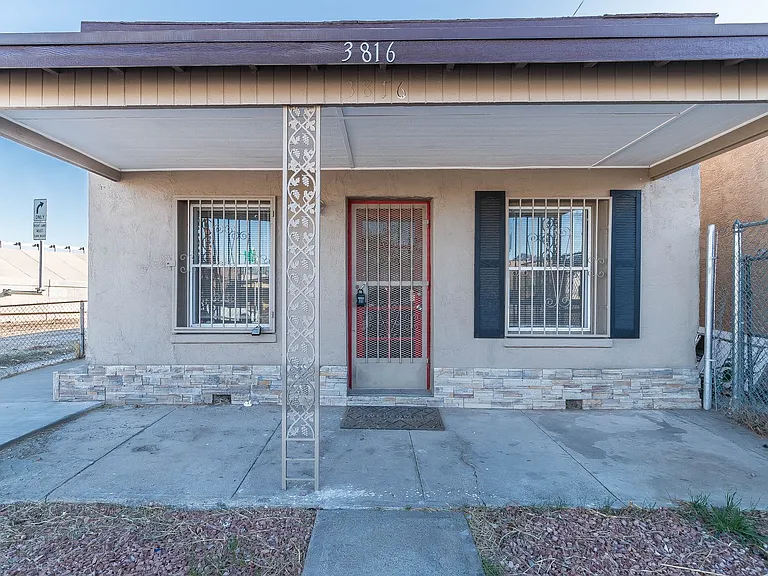 3816 Findley Ave — Photo 1