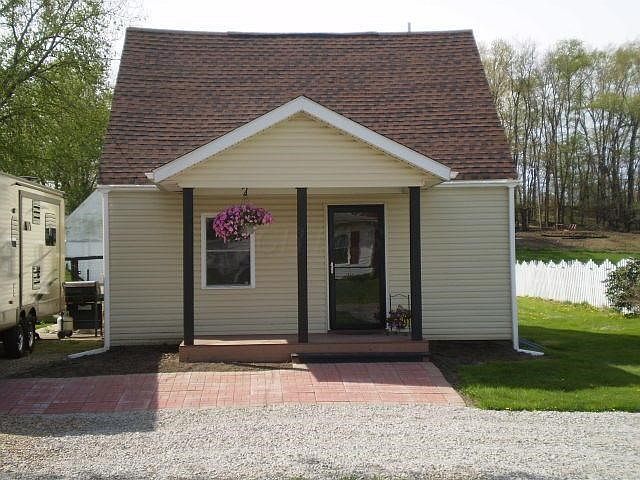 1st image of 355 Roberts Ave