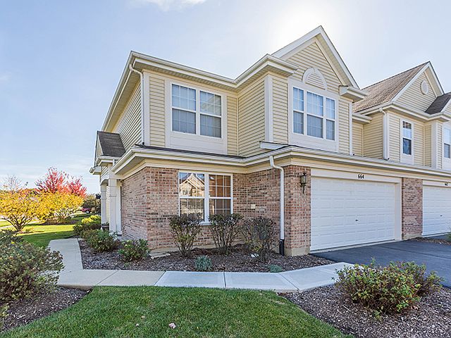 1st image of 664 Yorkshire Ln