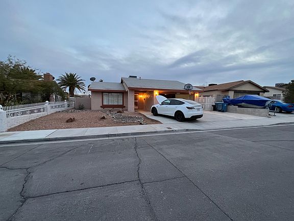 2nd image of 6997 Clearwater Ave