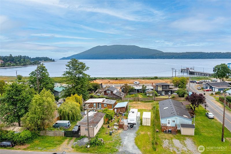 3rd image of 3421 Lena Road