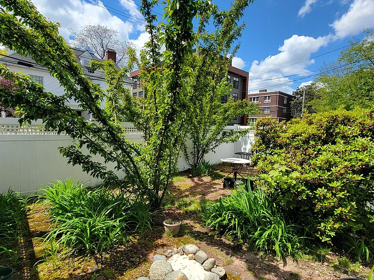 45 Auburn St #3 — Photo 16