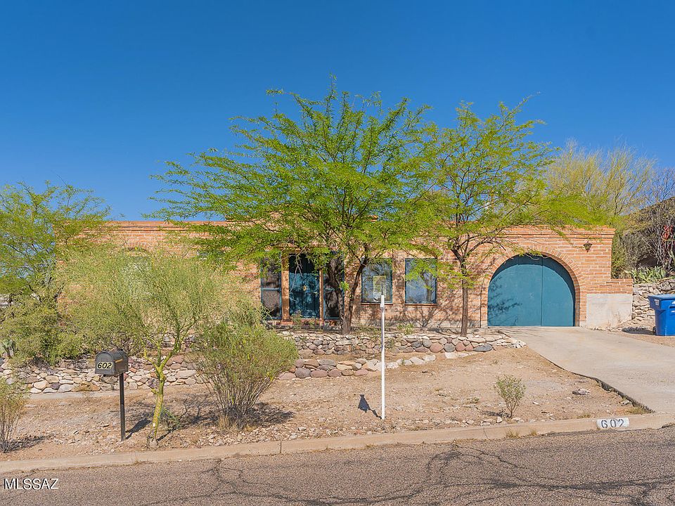 1st image of 602 N La Cholla Blvd