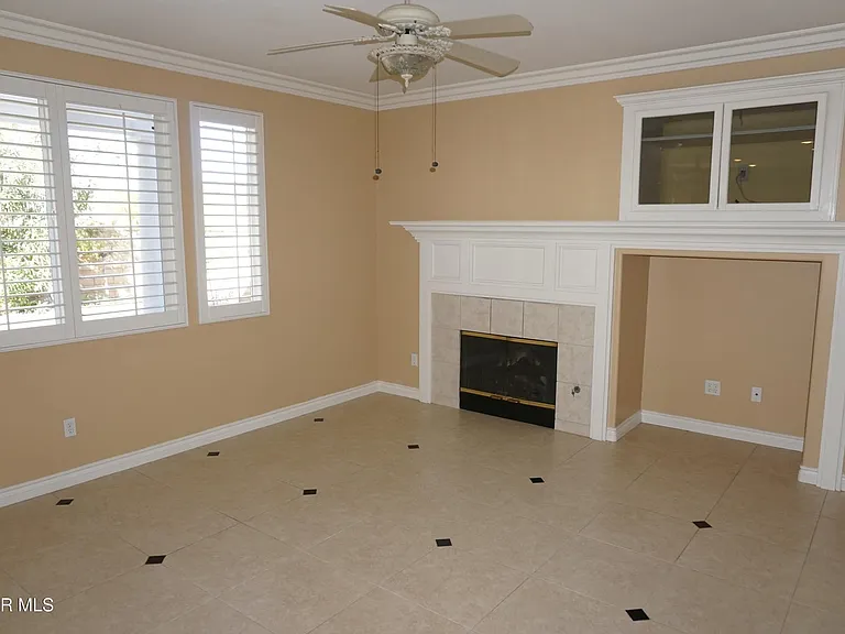 2033 Yellowthroat Pl — Photo 10
