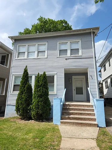 333 White St #2 Photo 1