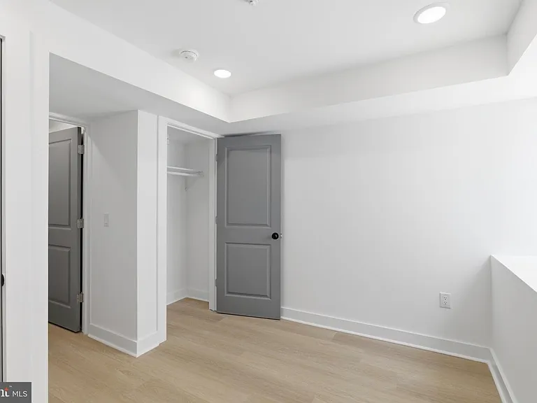 2123 N 9th St #1 — Photo 16
