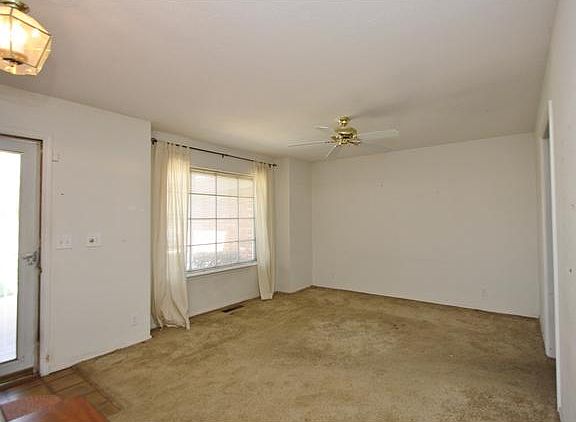 2nd image of 11204 N Villa Ave