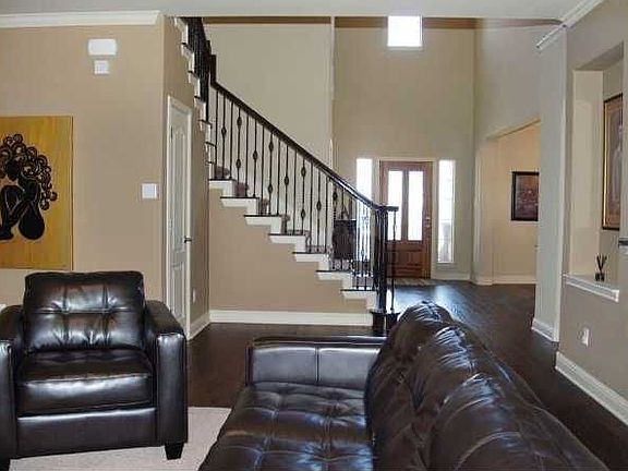 4th image of 6017 Terravista Dr