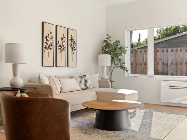 Sunstone Apartments