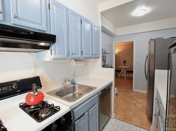 70 Park Ter #E23, Manhattan, NY 10034