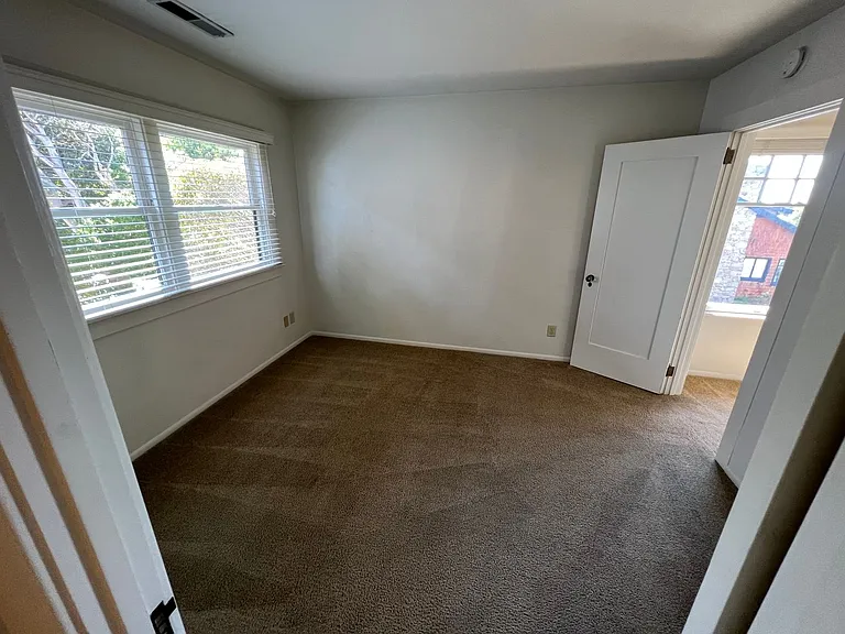 189 Central Ave — Photo 11
