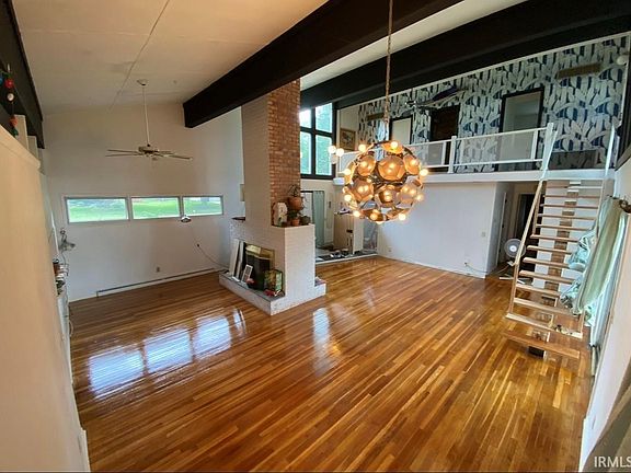 5th image of 28972 Danielson Dr