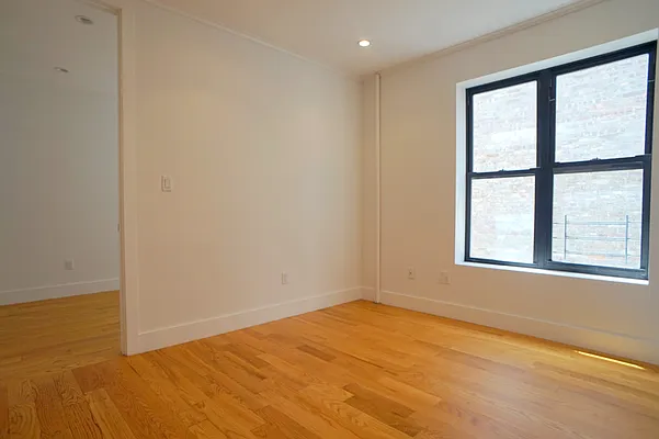 Rented by Compass | media 15