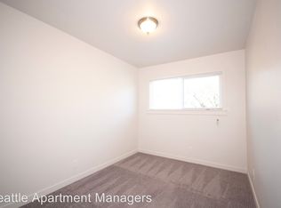 5200 Fauntleroy Way SW APT 12, Seattle, WA 98136