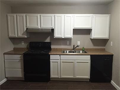 1st image of 931 Meadowlark Cir