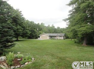 3512 Cribbins Rd, North Street, MI 48049