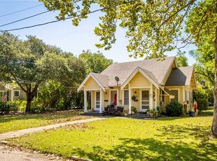 803 Elm St, Seguin, TX 78155