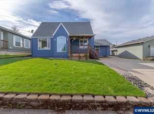 1437 SW 10th St, Dallas, OR 97338