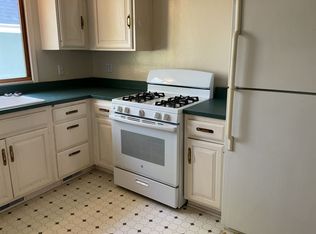 3150-3152 S New York Ave #83A762485, Milwaukee, WI 53207